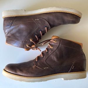 Mens Teva size 14 leather boots